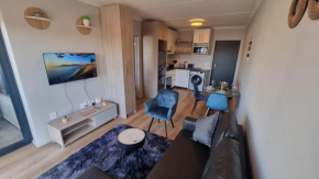 LOVELY 1-BEDROOM BALCONY APARTMENT IN BLOUBERG
